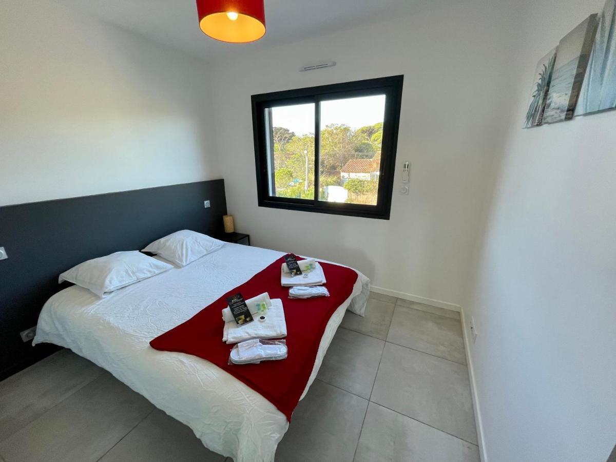 Appartement Luxe Le Levant Hyères Exterior foto